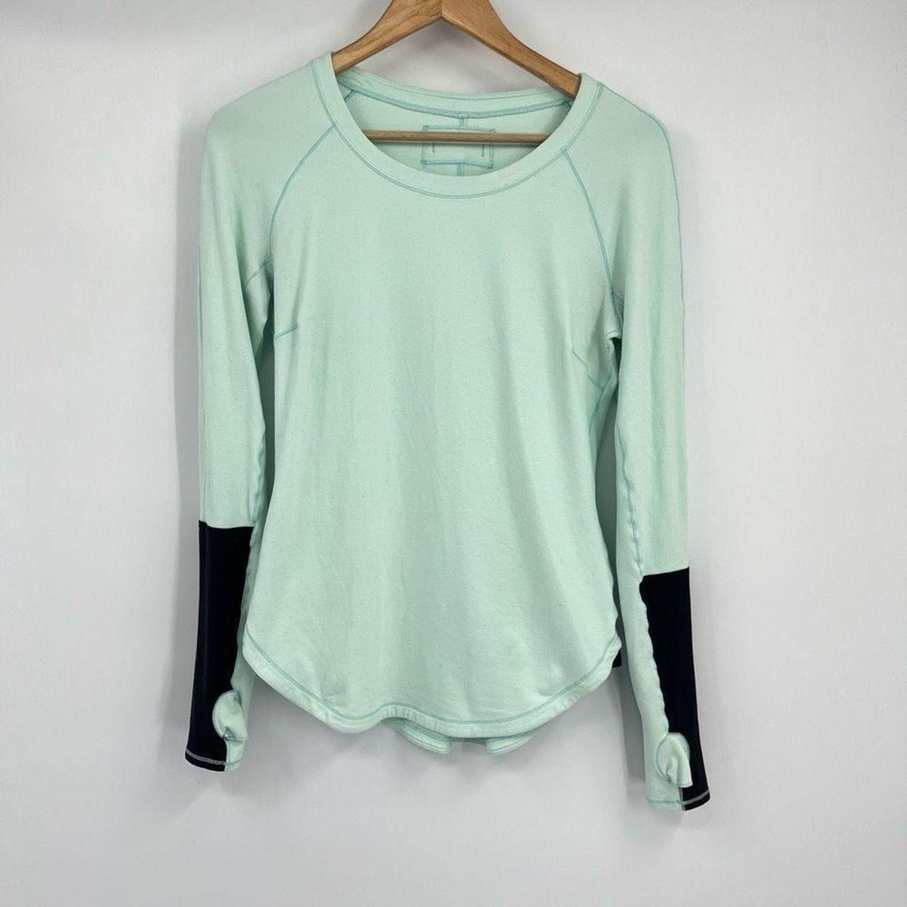 Lululemon Mint Green Long Sleeve Women's Top